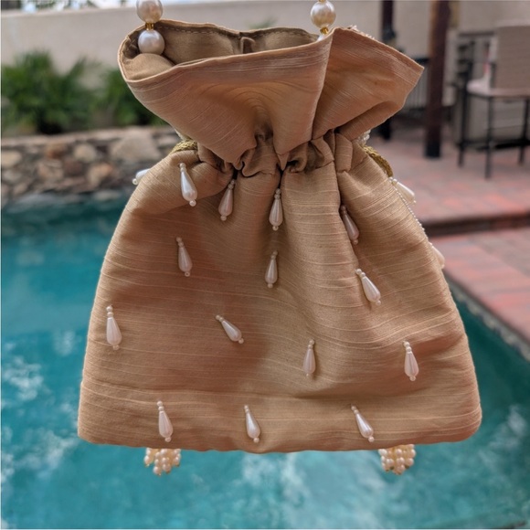 Beaded Drawstring Bag - Picture 3 of 3